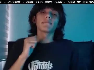 Freechat dk_204 on Chaturbate