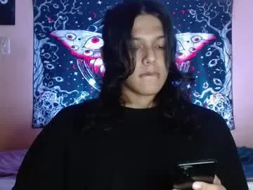 Freechat dk_204 on Chaturbate