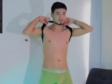 Freechat edwardross_ on Chaturbate