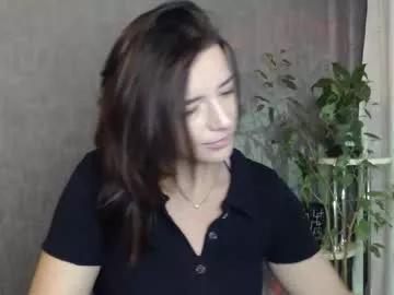 Freechat elinapretty on Chaturbate