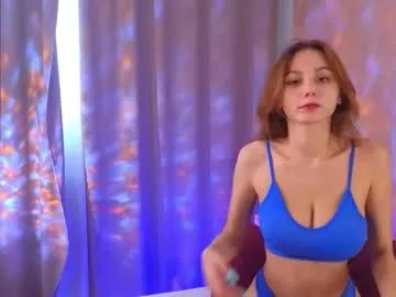 Freechat ellarabbit on Chaturbate