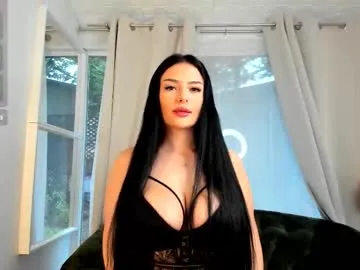 Freechat elyarose_ on Chaturbate