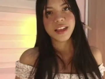 Freechat emily_sweett12 on Chaturbate