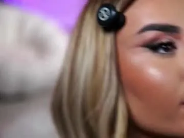 Freechat evazane on Chaturbate