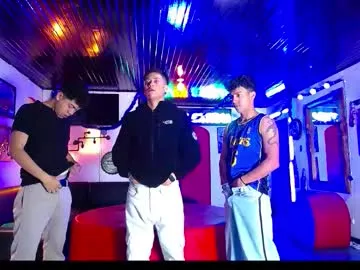 Freechat extrangers on Chaturbate