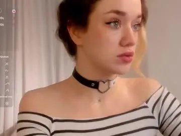 Freechat fancyamelia on Chaturbate