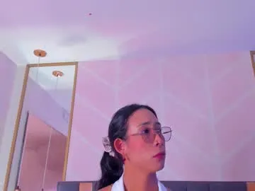 Freechat gabypetit on Chaturbate