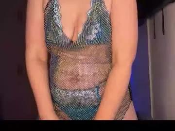 ginger_lure — play with boobs #curvy #milk #milf #thick #bigass [500 tokens remaining]