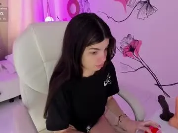 Freechat ginnywett on Chaturbate