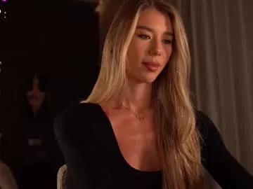 Freechat heyhorny_cb on Chaturbate