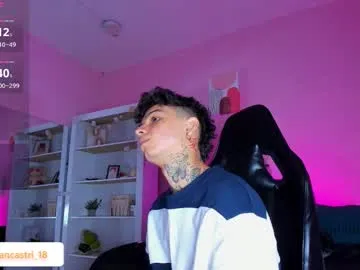 Freechat ian_castillo_ on Chaturbate