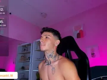 Freechat ian_castillo_ on Chaturbate