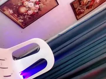 its_me_luna1111 on Chaturbate