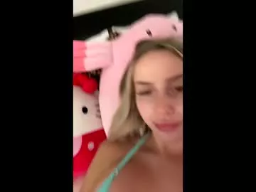 Freechat itsmealexisrae on Chaturbate