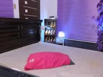 Freechat ivory_chanel on Chaturbate