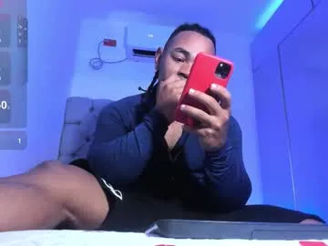 juande_24 model from Chaturbate