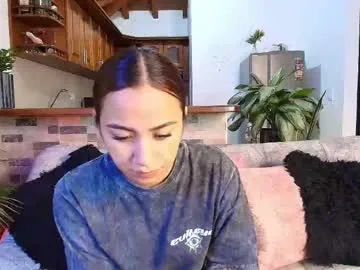 Freechat jules_n_gia on Chaturbate