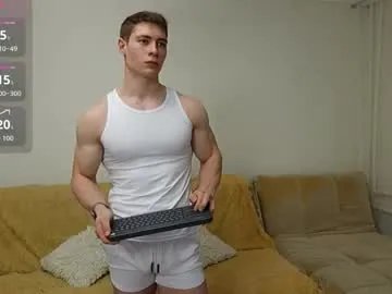 Away kevin_geo on Chaturbate