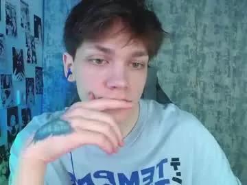 Freechat kevin_joestar on Chaturbate