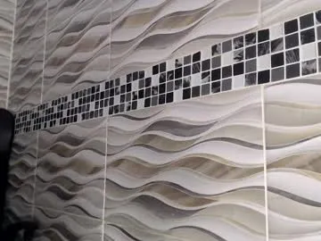 Freechat khloe33 on Chaturbate