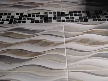 Freechat khloe33 on Chaturbate