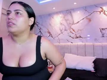 Freechat kiana_cream on Chaturbate