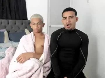 Freechat kings_latins on Chaturbate