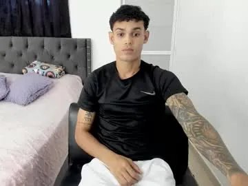 Freechat kings_latins on Chaturbate