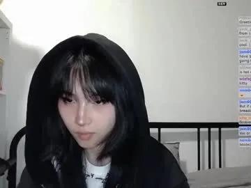 Freechat kitty_krush on Chaturbate