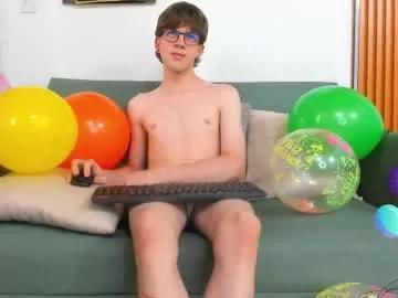 Freechat kyledusk on Chaturbate