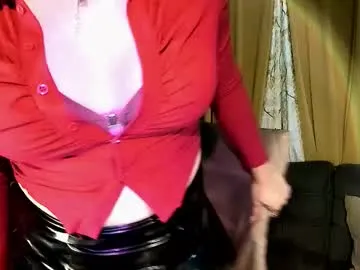 Freechat kylie_iyutera on Chaturbate