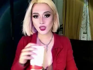 Freechat kylie_iyutera on Chaturbate