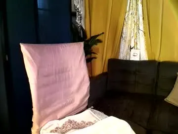 Freechat kylie_iyutera on Chaturbate