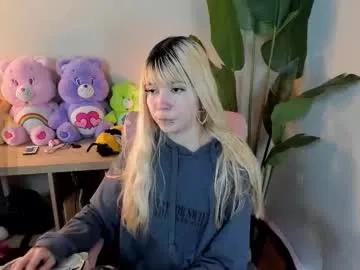 Freechat laukyubey1 on Chaturbate