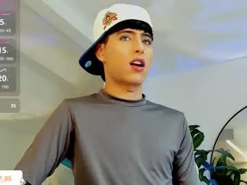 liam_055 — cum  #asian #twink  #latino #lovense   #18 [4975 tokens remaining]