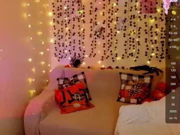 Freechat linablossom on Chaturbate