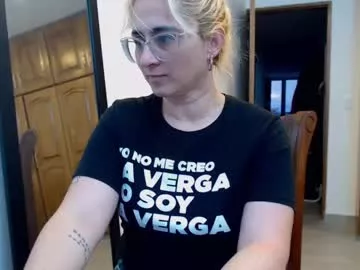 Freechat lincebdsm on Chaturbate