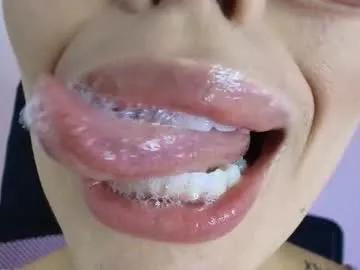 lisbet_21x on Chaturbate