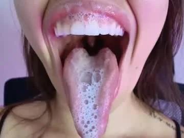 lisbet_21x on Chaturbate