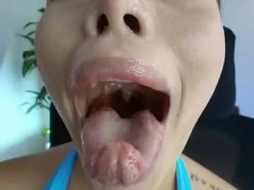 lisbet_21x on Chaturbate