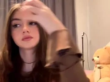 Freechat little_anioneta on Chaturbate