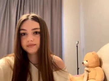 Freechat little_anioneta on Chaturbate