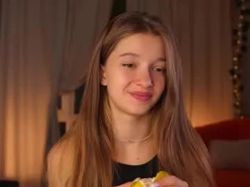 Freechat little_poetry on Chaturbate