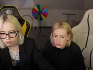 Freechat livehub054 on Chaturbate