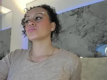 Freechat liz_holmes on Chaturbate