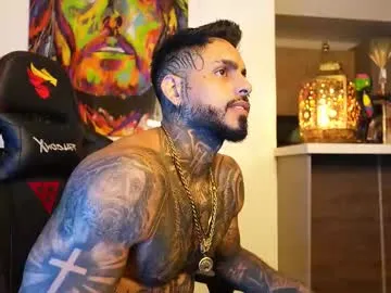 Freechat logan_hugh8 on Chaturbate