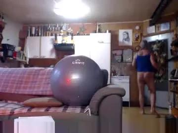 Chaturbate lovetobenaked10 is Freechat lovetobenaked10 — Lovetobenaked10's room #free #natural #naked #foreskin