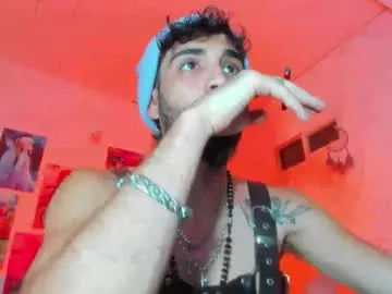 Freechat lovexjuxn77 on Chaturbate