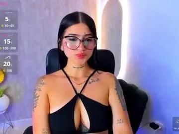 luanabonasx — GOAL: plug anal and naked [528 tokens remaining] Today I want to explode jets Triki Triki Halloween #squirt #gemini #lovense #naturalbigboobs #latina