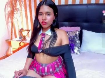 Freechat lunatoledo on Chaturbate